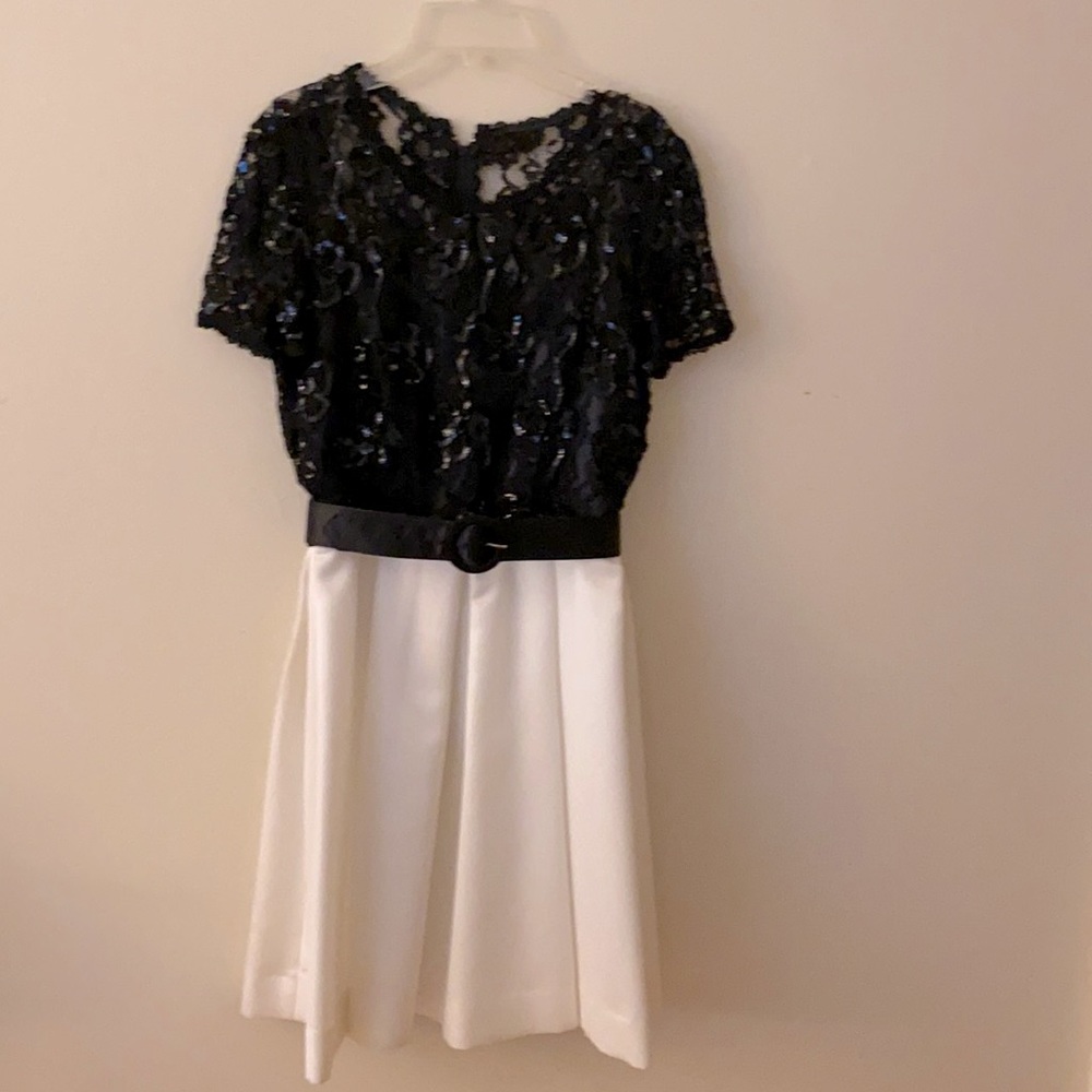 Timeless cocktail dress-excellent condition.